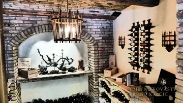 Kovana oprema za vinske kleti, Dodatki za dom