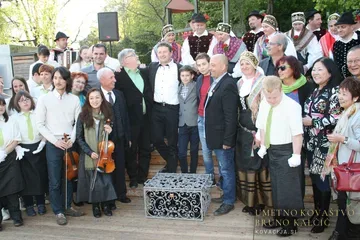 Kovan zaboj, Bled, detajl 1