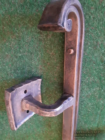 Kovana kljuka Bogata, detajl 2