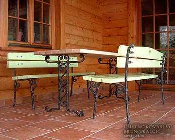Kovana vrtna garnitura, Tolčeno ("kovano") palično jeklo 20×20 in 20×10 mm