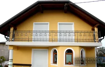 Kovana balkonska ograja, Zalog, detajl 2