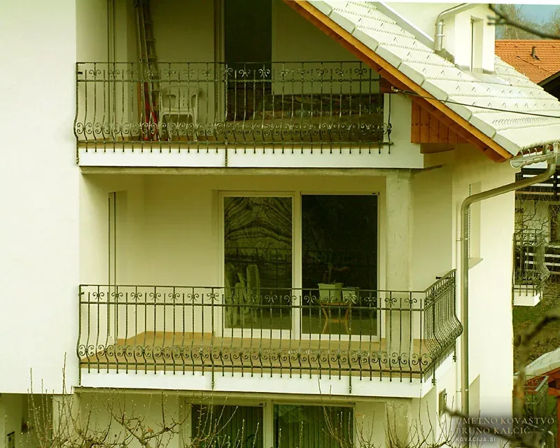 Kovana balkonska ograja, Bled