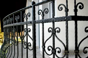 Kovana balkonska ograja, Dolenja Vas, detajl 3