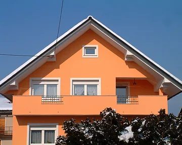 Kovane ograje v zidnih nišah na balkonu, Šenčur, Balkonske ograje