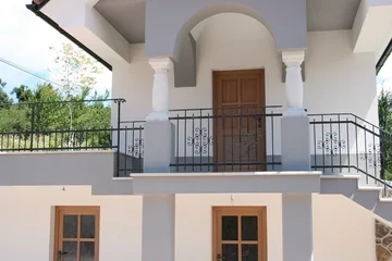 Kovana ograja, Podcerkev, čiste palice
