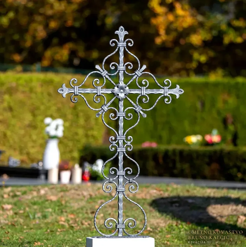 Nagrobni križ Emtmannsdorf