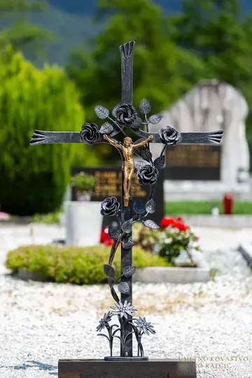 Nagrobni križ Rosenheim, detajl 4