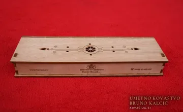 Kovan nož za odpiranje pisem, detajl 3