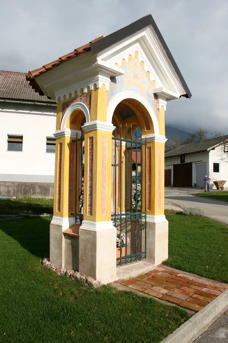 Kovana vrata in mreža za kapelico, Srednja Vas - Goriče