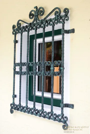 Kovana okenska mreža, Filfing, Tolčeno (“kovano”) palično jeklo 14×14 in 14×6 mm