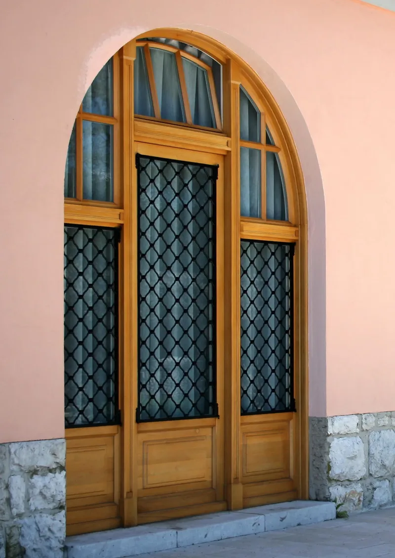 Kovane okenske mreže, Ilirska Bistrica