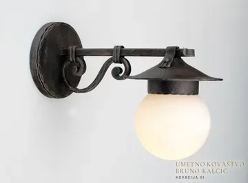 Kovana svetilka Globus II, detajl 1