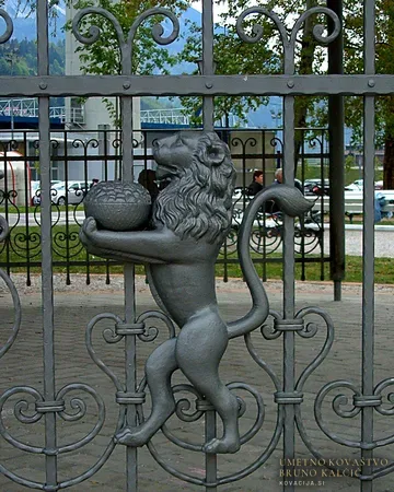 Kovan paviljon, Jesenice, glasbeni paviljon
