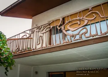 Kovana stopniščna ograja, Kromberk, detajl 3