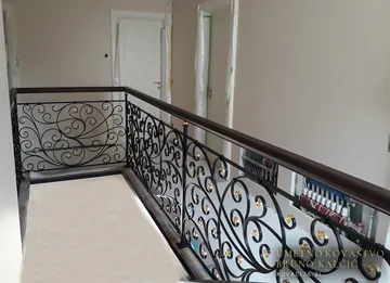 Kovana stopniščna ograja Zürich, detajl 2