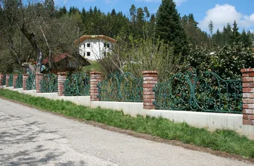 Kovana vrtna ograja, Gundersdorf, detajl 1