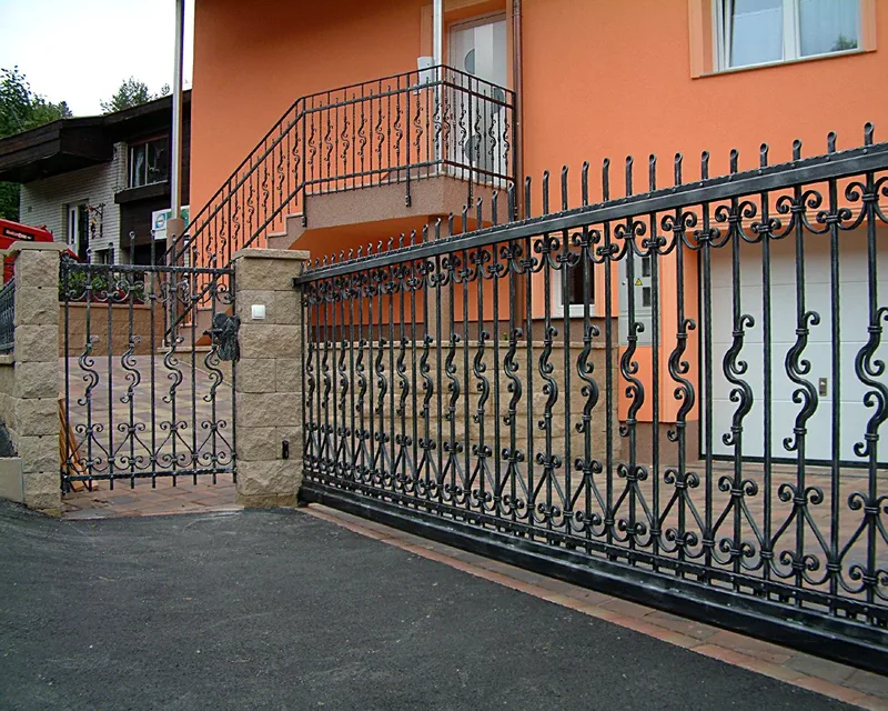 Kovana vrtna vrata in ograja, Trbovlje