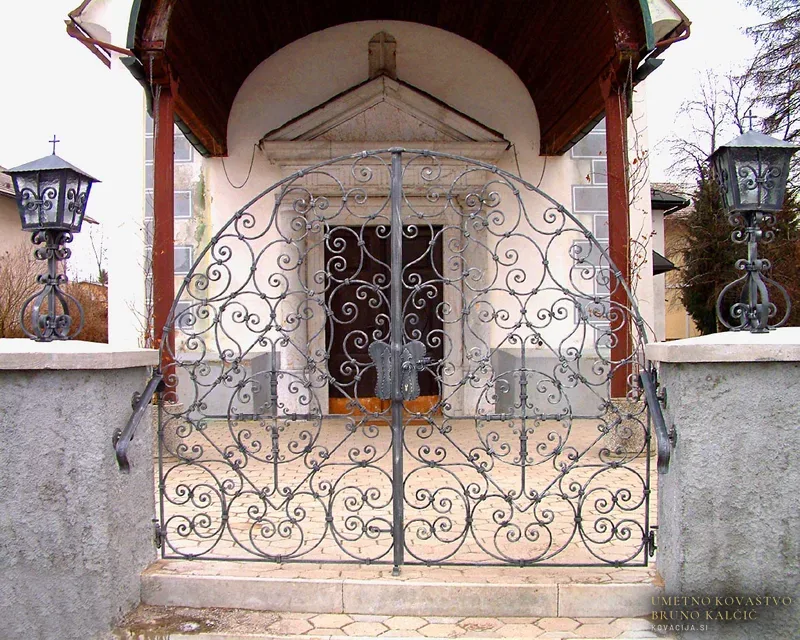 Kovana vrata, Primskovo