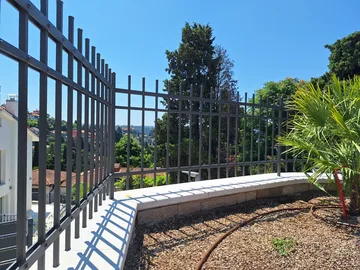 Kovana vrtna ograja in vrata, Portorož, Vrtna vrata in ograje