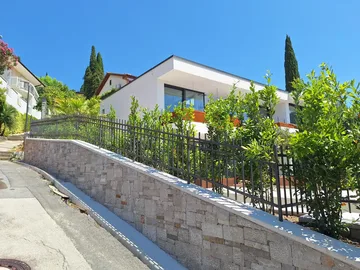 Kovana vrtna ograja in vrata, Portorož, detajl 4